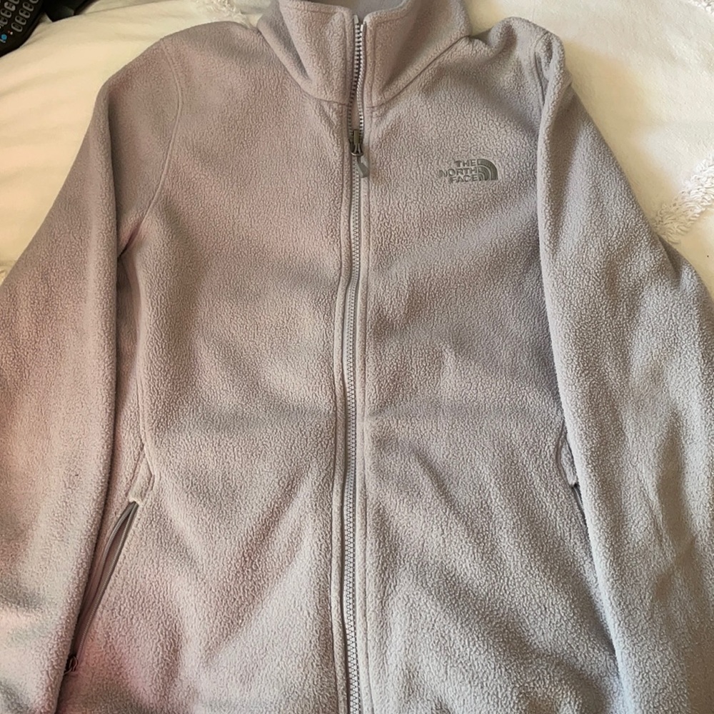 North face fleece jacket. Size small. Light gray